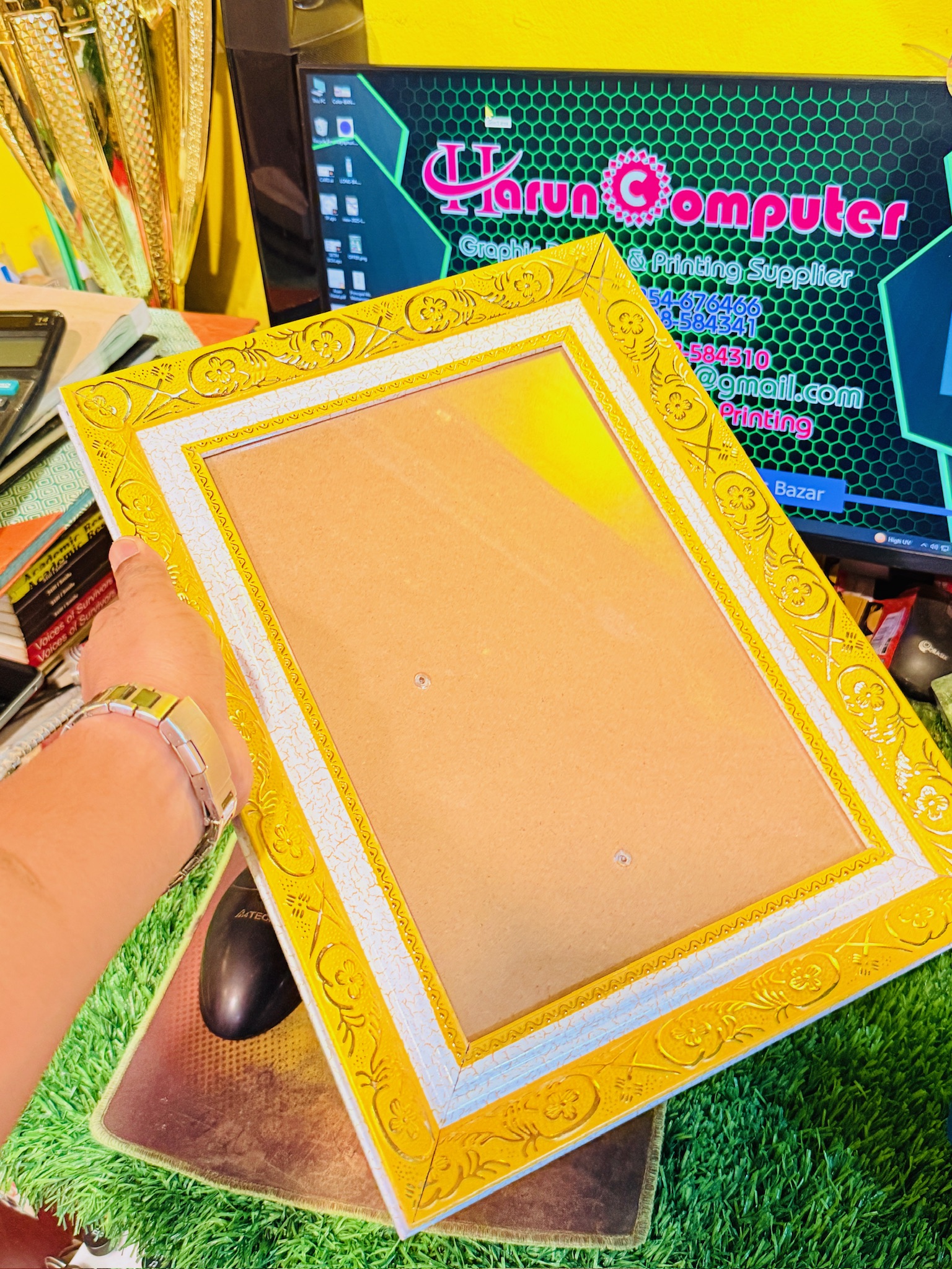 HC VIP-FRAME