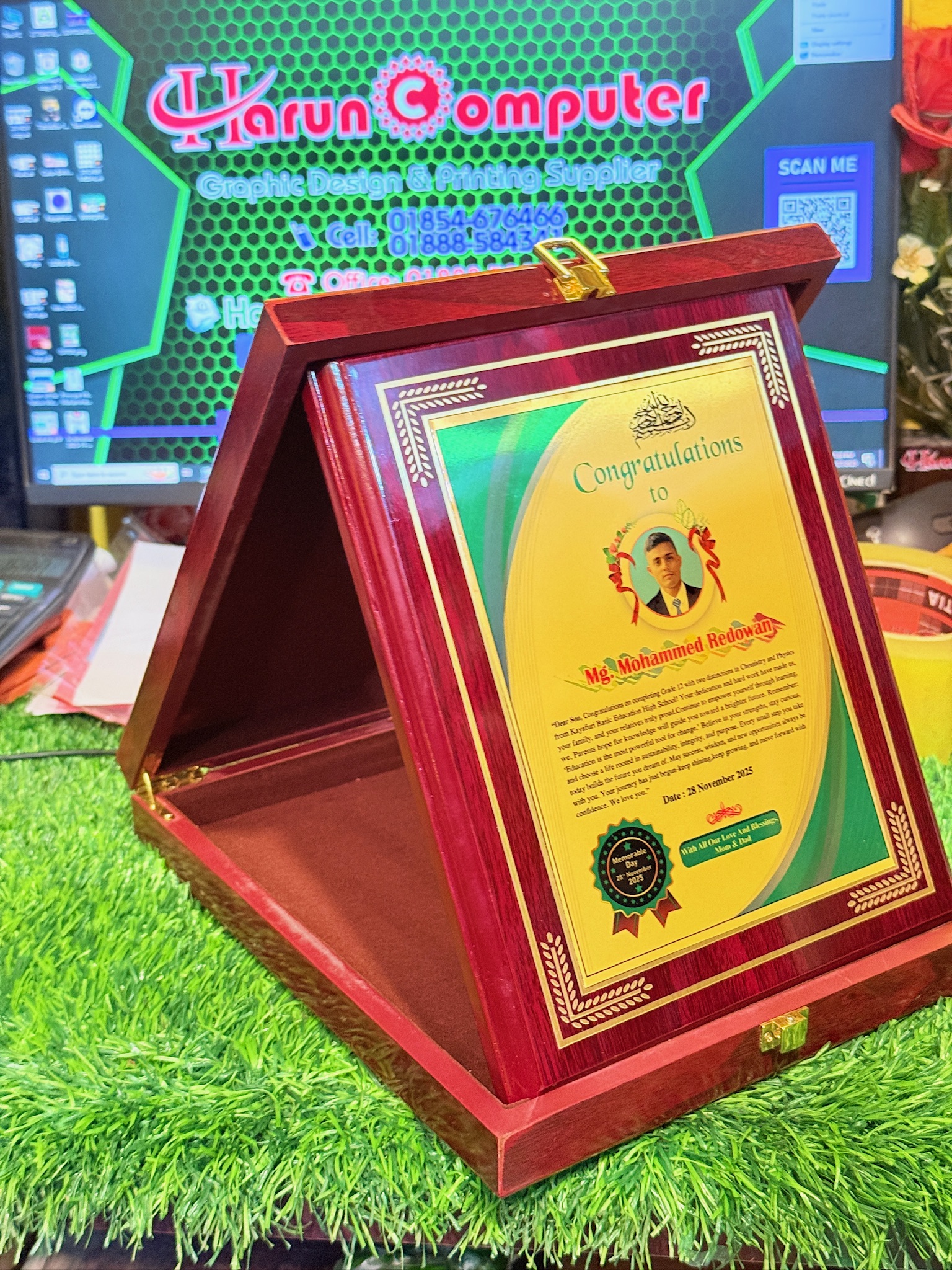 VIP CREST 05